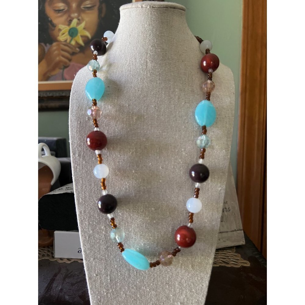 Handmade Acrylic Beaded Necklace -- 22"